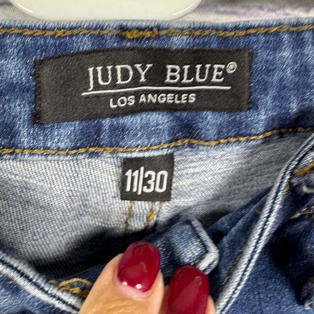 Judy Blue Distressed Blue Jeans Size 11/30 - Picture 6 of 7